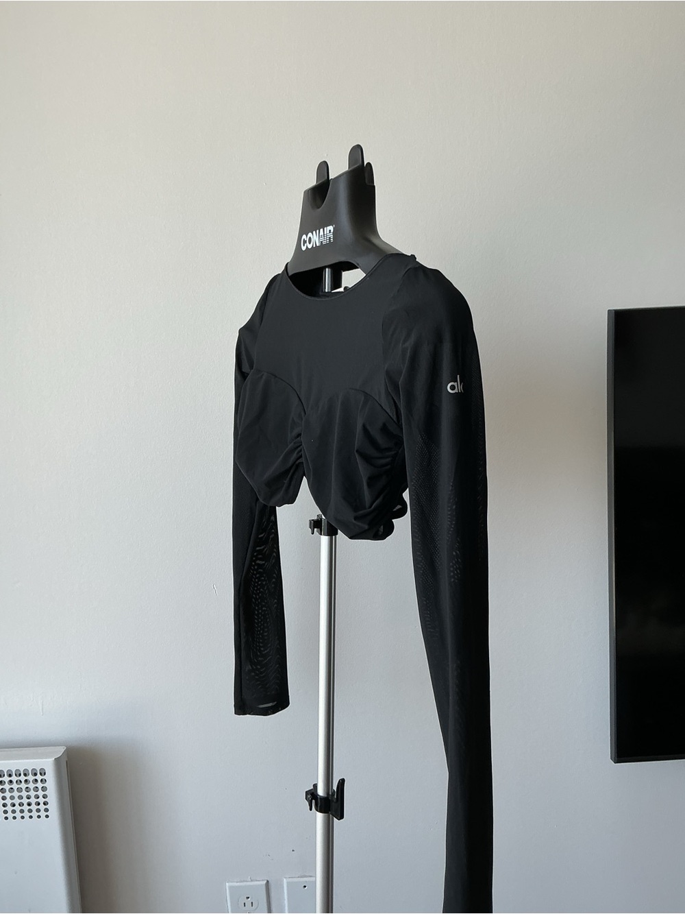 ALO Yoga Black Long Sleeve Ruched Crop Top